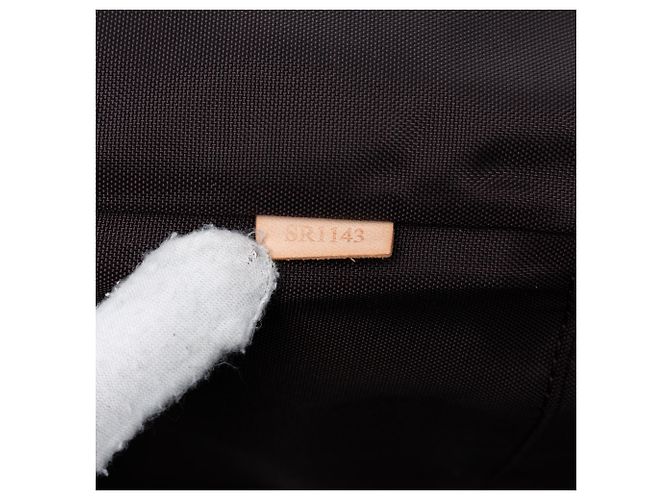 Louis Vuitton Pegase 45 in Vernis Monogramma Viola Porpora - vista 6