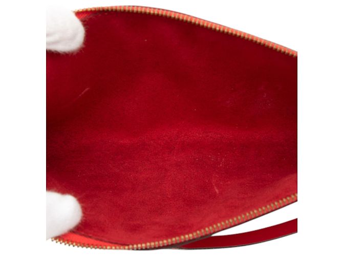 Pochette Accessoires Epi Rouge Louis Vuitton - vue 4