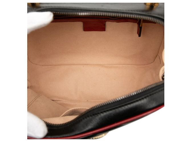 Borsa in pelle matelassé diagonale GG Marmont nera piccola con torchon e bambù di Gucci Nero - vista 4