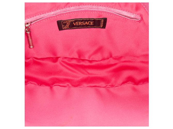 Borsa a mano in tela rosa con logo gotico ripetuto Versace - vista 4