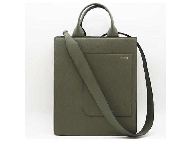 Borsa a Spalla Boxy Military in Pelle di Vitello Morbida 2 Vie Valextra Cachi - vista 2