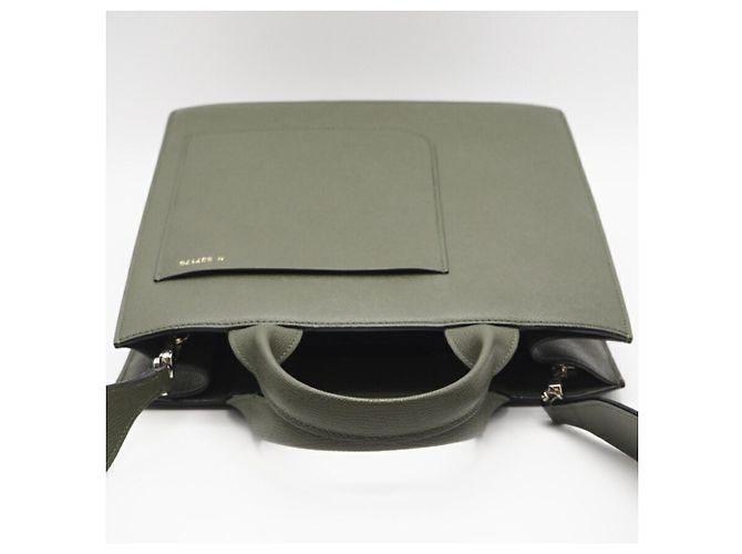Borsa a Spalla Boxy Military in Pelle di Vitello Morbida 2 Vie Valextra Cachi - vista 4