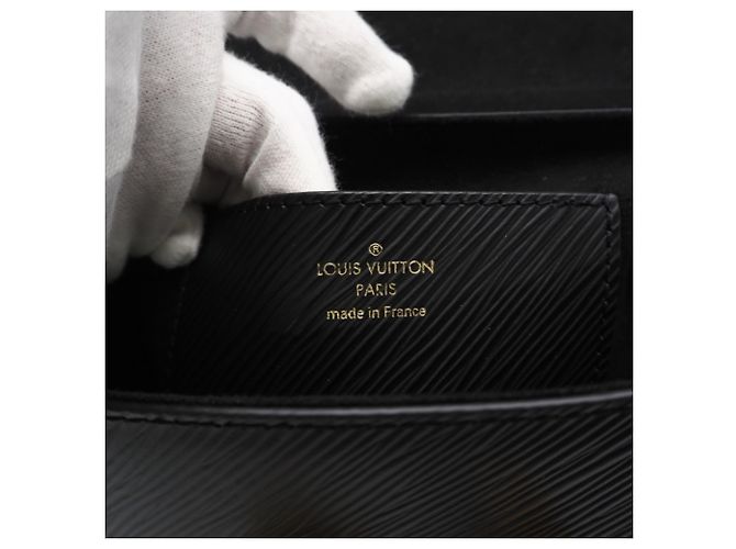 Borsa a Spalla Louis Vuitton Epi Twist MM Noir Nero - vista 15