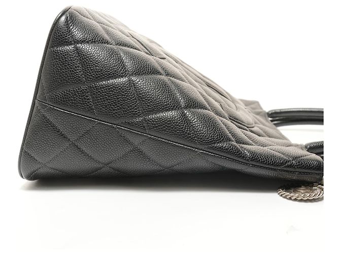 Timeless Borsa Tote Reissue Chanel in pelle di vitello grana nera Nero - vista 4