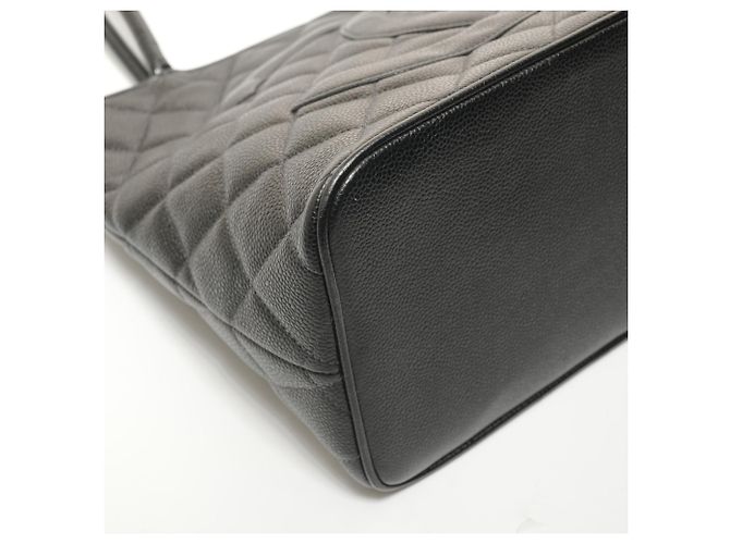 Timeless Borsa Tote Reissue Chanel in pelle di vitello grana nera Nero - vista 5