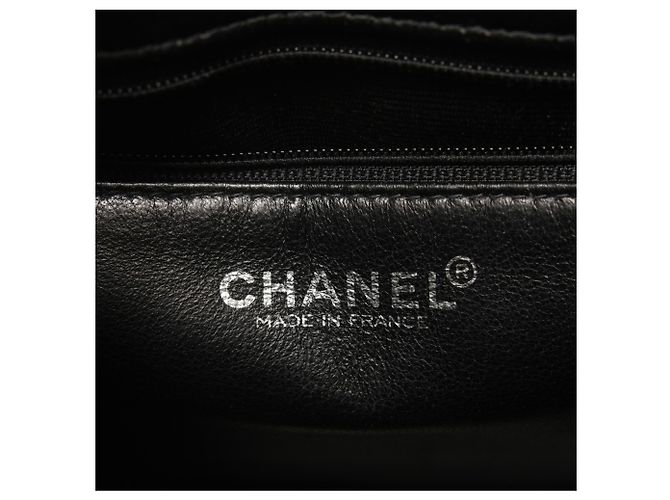 Timeless Borsa Tote Reissue Chanel in pelle di vitello grana nera Nero - vista 9