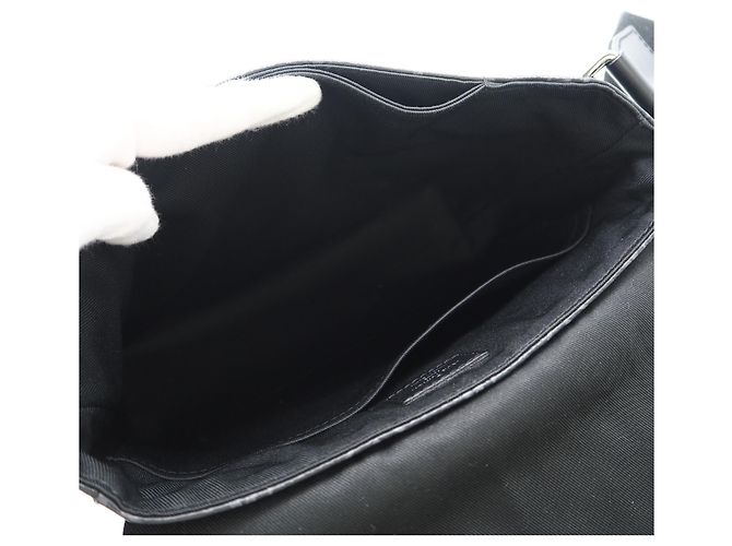 Borsa a Spalla District PM Monogram Eclipse di Louis Vuitton Marrone Nero - vista 14