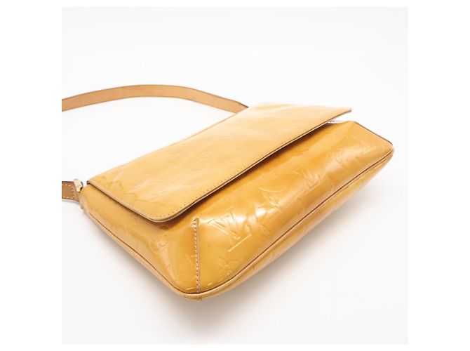 Borsa a Spalla Monogram Vernis Louis Vuitton Giallo - vista 5