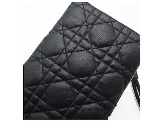 Borsa a Spalla Multifunzionale Cannage Caro di Christian Dior Nero Bianco - vista 3