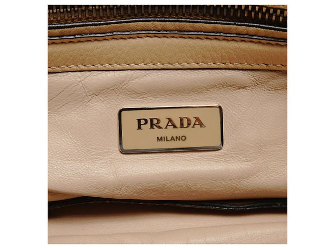 Beige Leder 2-Wege Tote Bag von Prada - Ansicht 9