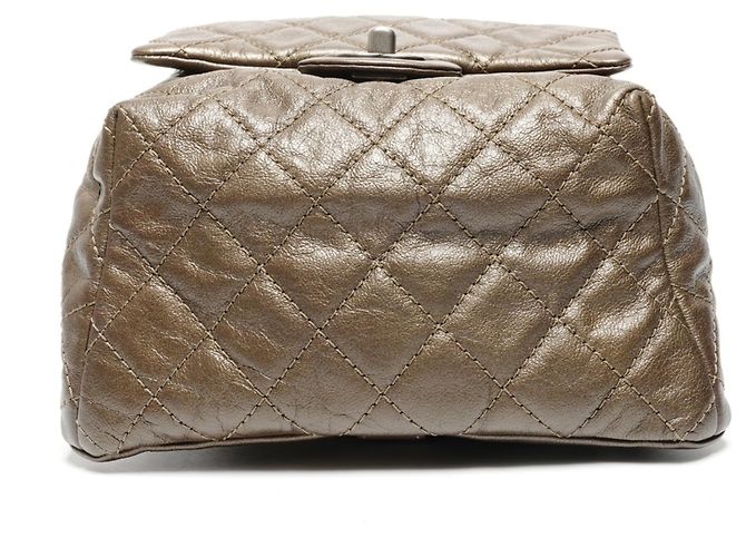 Chanel Lammnappa Matelassé Rucksack in Khaki - Ansicht 7