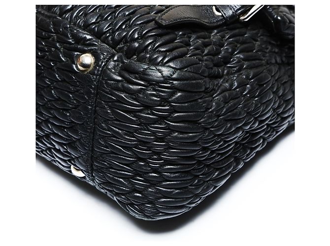 Borsa a Spalla Matelassé Miu Miu in Nero - vista 6
