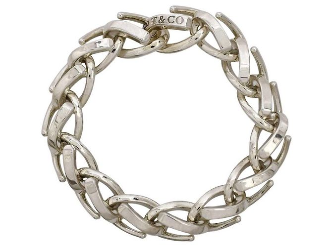 Bracciale Charm Grande Forge di Tiffany & Co. - vista 2