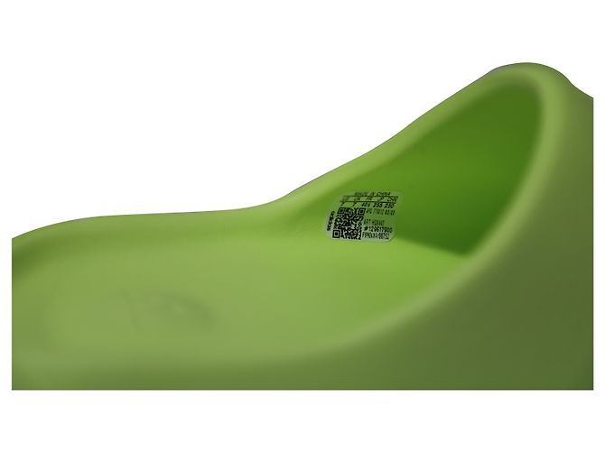 Adidas Yeezy Slides in plastica verde brillante - vista 5