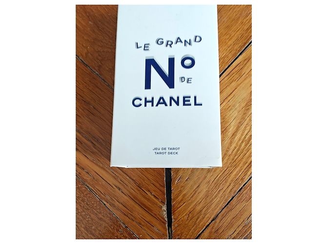 Chanel Grand Tarot Set Weiß Blau Gold hardware - Ansicht 2