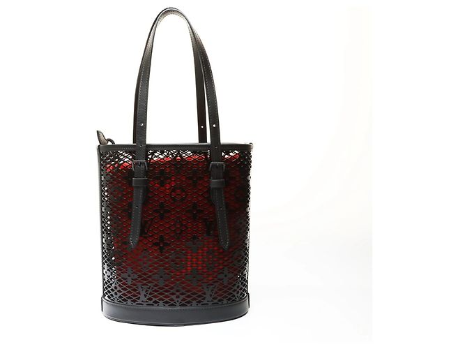 Borsa a Spalla Bucket PM in Pizzo Monogram di Louis Vuitton Nero - vista 2