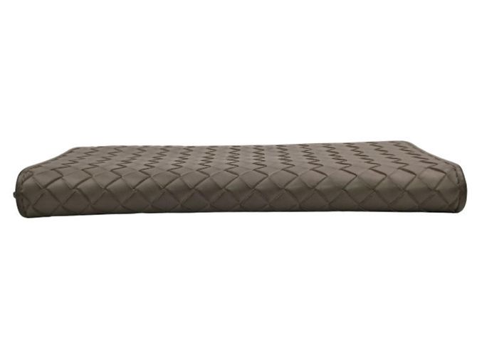 Graue Leder Langbörse von Bottega Veneta Braun - Ansicht 4