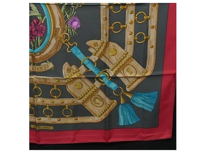 Großer mehrfarbiger Seidenschal von Hermès Mehrfarben - Ansicht 3