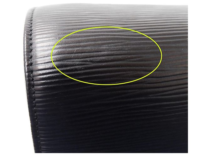 Borsa a Spalla in Pelle Epi Louis Vuitton Nero - vista 7