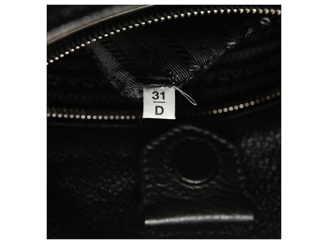 Borsa a spalla in pelle nera Prada Nero - vista 10