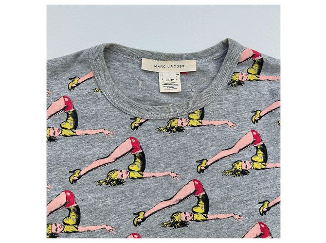 Camiseta Marc Jacobs Gris con Estampado Pin-up de Algodón Multicolor - vista 7