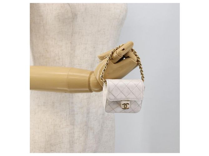 CHANEL Minimini Matelassé 7 Pouch Pelle Bianco Oro CC Auth LNZ849 D'oro - vista 19