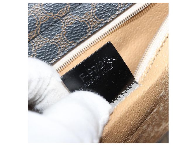 Céline Borsa a mano in tela Macadam CELINE in pelle PVC nera e oro Auth LNZ872A Nero D'oro - view 12