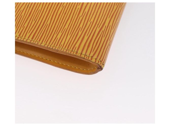 LOUIS VUITTON Pochette Accessoires Epi Pouch Giallo M52949 LV Auth LNZ682 - vista 16