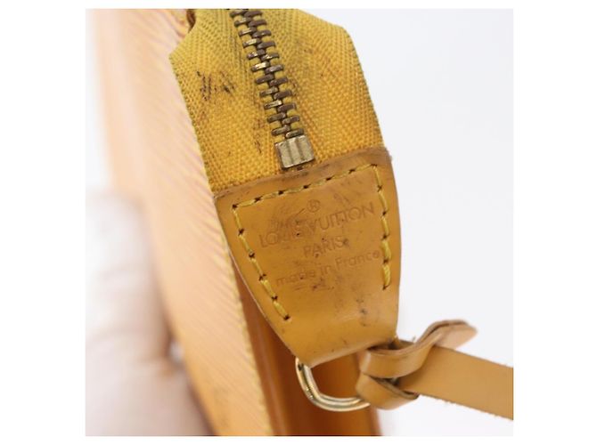 LOUIS VUITTON Pochette Accessoires Epi Pouch Giallo M52949 LV Auth LNZ682 - vista 18