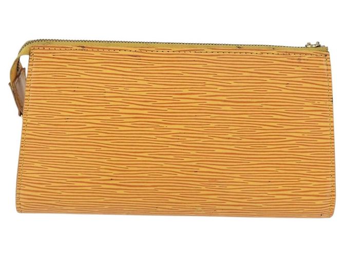 LOUIS VUITTON Pochette Accessoires Epi Pouch Giallo M52949 LV Auth LNZ682 - vista 2