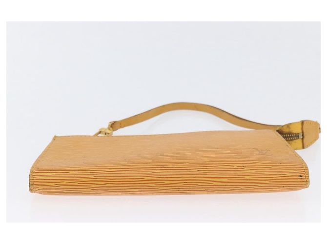 LOUIS VUITTON Pochette Accessoires Epi Pouch Giallo M52949 LV Auth LNZ682 - vista 5