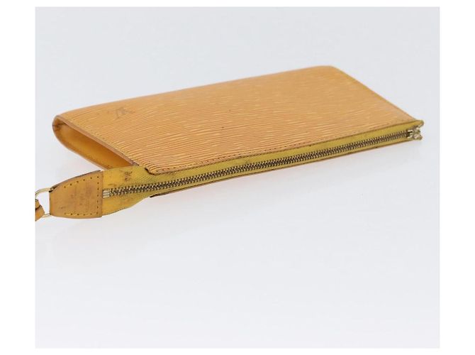 LOUIS VUITTON Pochette Accessoires Epi Pouch Giallo M52949 LV Auth LNZ682 - vista 6