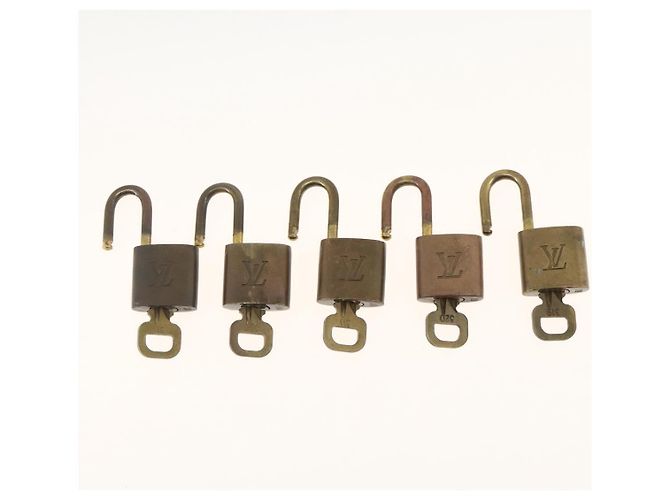 LOUIS VUITTON Ensemble de 5 Cadenas en métal Doré LV Auth 173285 - vue 6