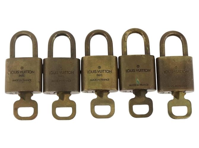 LOUIS VUITTON Set di 5 Lucchetti in metallo Oro LV Auth 173293 D'oro - vista 3