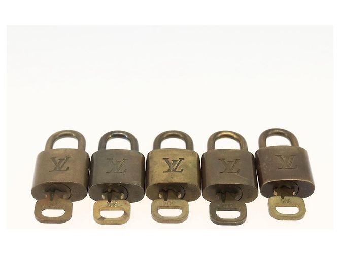 LOUIS VUITTON Set di 5 Lucchetti in metallo Oro LV Auth 173293 D'oro - vista 5