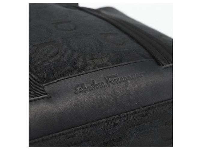 Borsa tote Gancini in tela nera e argento Salvatore Ferragamo Auth ka3385 Nero - vista 10