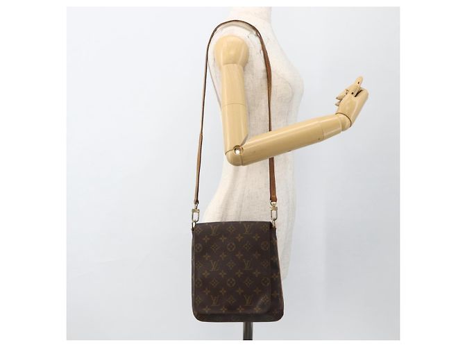 LOUIS VUITTON Bolsa de Ombro Longa Monogram Musette Salsa M51387 LV Auth AMZ347 Monograma - vista 20
