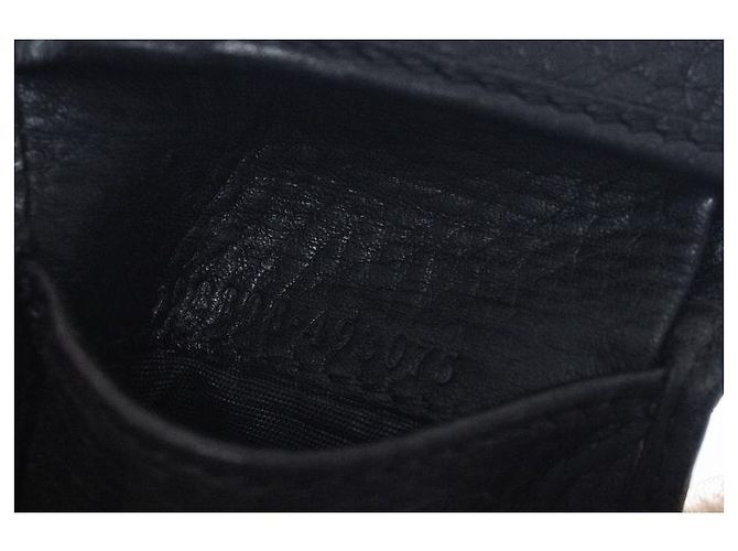 Gucci, billetera de cuero negro - vista 5