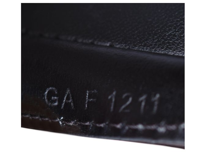 Givenchy Leder Tasche mit Ausschnitten Schwarz - Ansicht 9