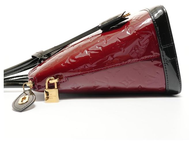 Borsa Lockit PM Monogram Vernis Louis Vuitton Rosso - vista 3