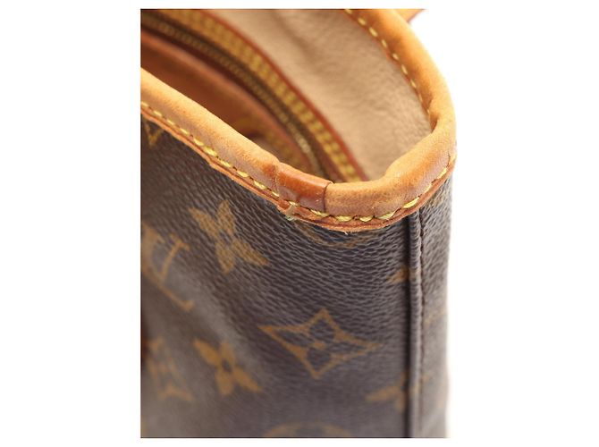 Borsa Bucket PM Louis Vuitton Marrone - vista 7