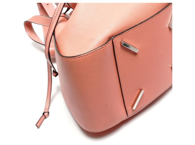 Borsa a Spalla Piccola in Pelle Loewe Hammock 2 Vie Rosa - vista 5