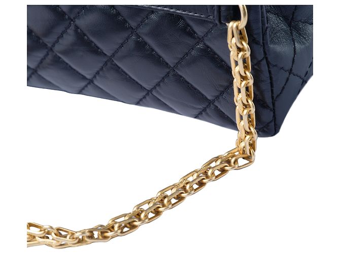 Mademoiselle Schwarze gesteppte Leder-Gürteltasche Chanel Reissue 2.55 - Ansicht 7