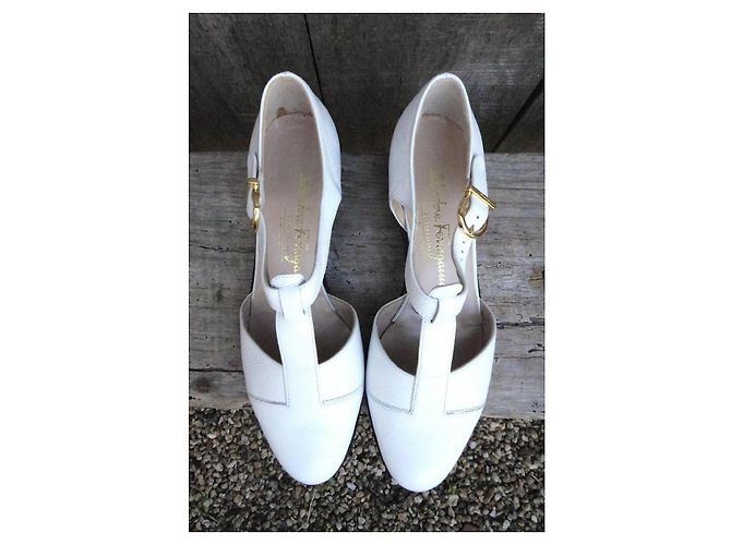 Sandali Salvatore Ferragamo Gancini in pelle bianca Bianco - vista 5