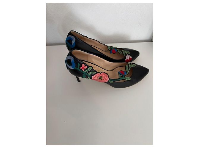 Gucci schwarze Leder bestickte High Heels Mehrfarben - Ansicht 5