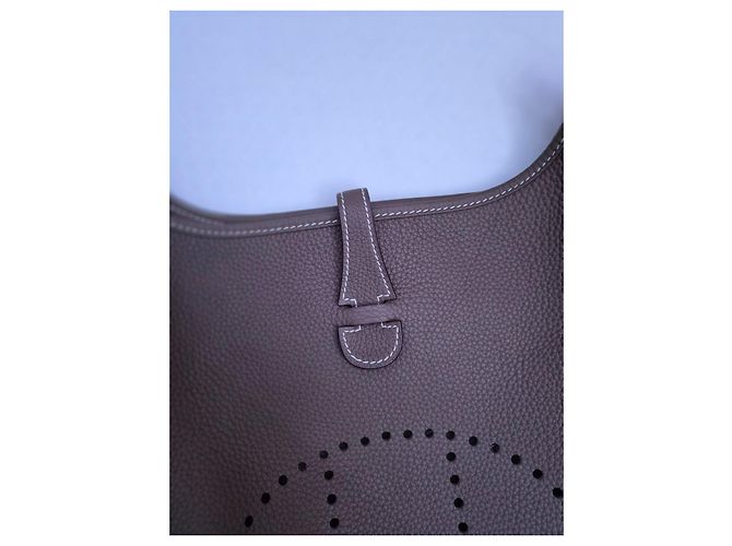 Borsa Hermès Evelyne III PM Taupe - vista 10