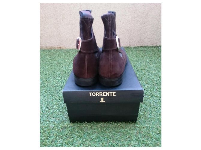 Stivaletti Torrente in suede marrone - vista 3