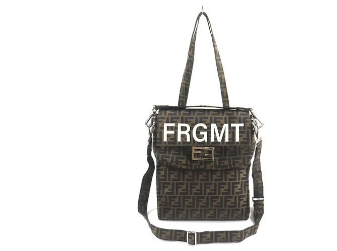 FENDI x FRAGMENT Borsa Baguette Zucca Pieghevole Marrone - vista 7