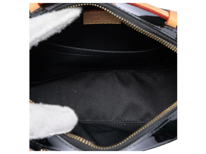 Borsa a tracolla Santa Monica in Vernis Monogram nero di Louis Vuitton - vista 4