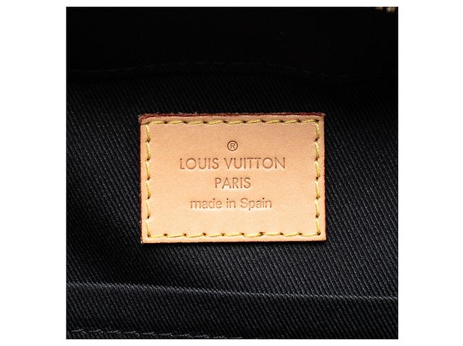 Borsa a tracolla Santa Monica in Vernis Monogram nero di Louis Vuitton - vista 5